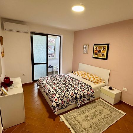 טיראנה Skerdi'S Apartment - City Center מראה חיצוני תמונה