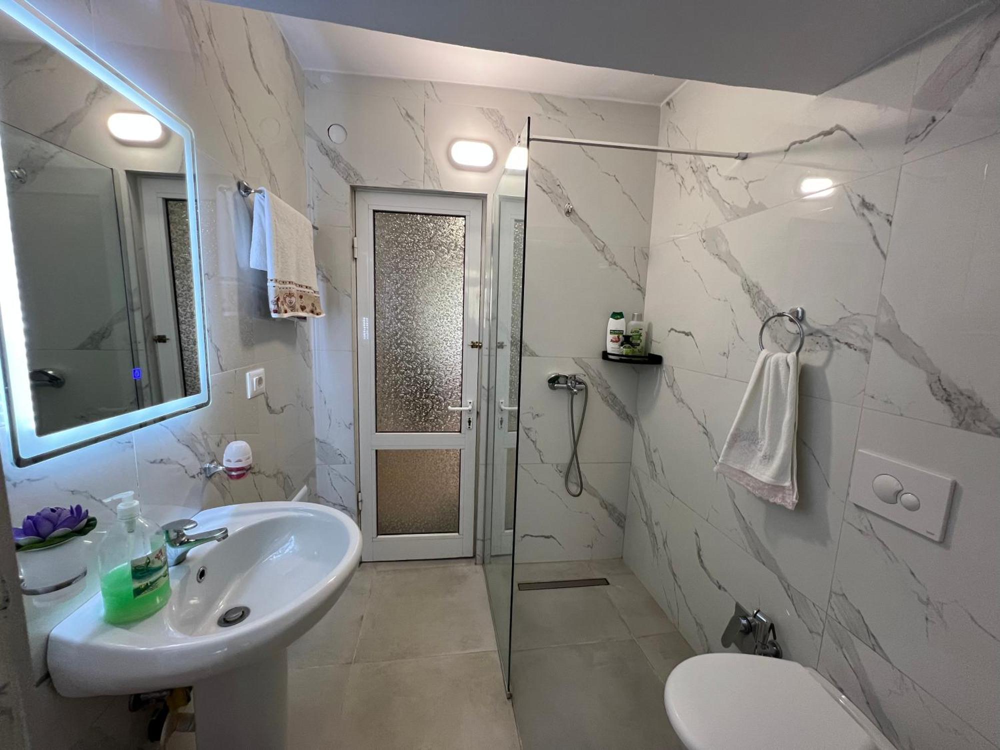 טיראנה Skerdi'S Apartment - City Center מראה חיצוני תמונה