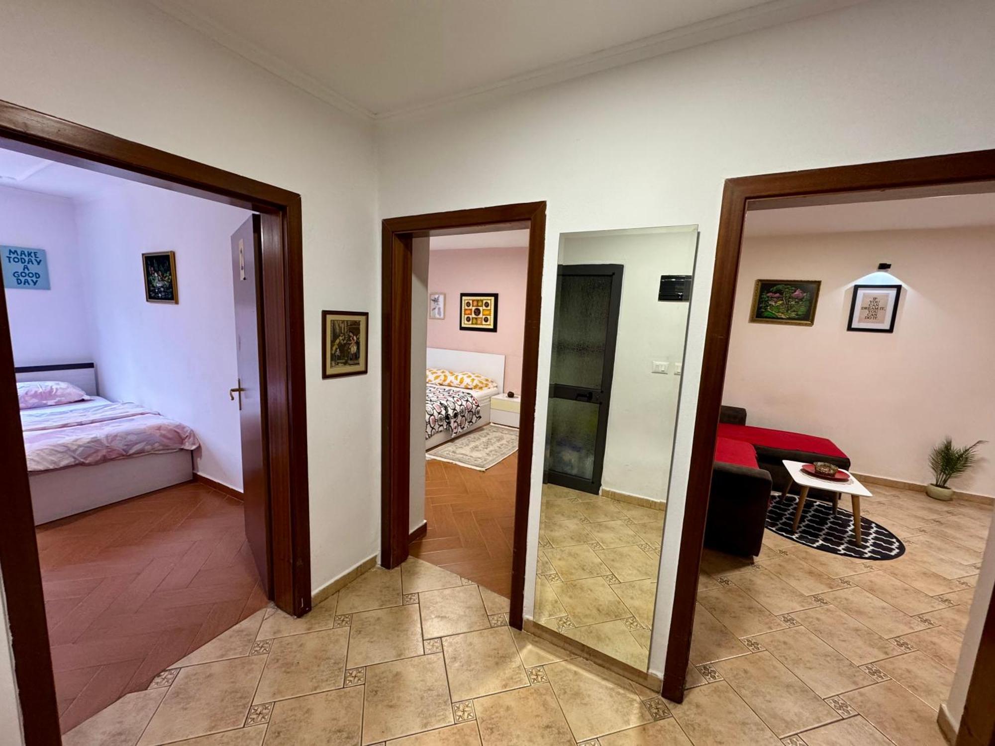 טיראנה Skerdi'S Apartment - City Center מראה חיצוני תמונה