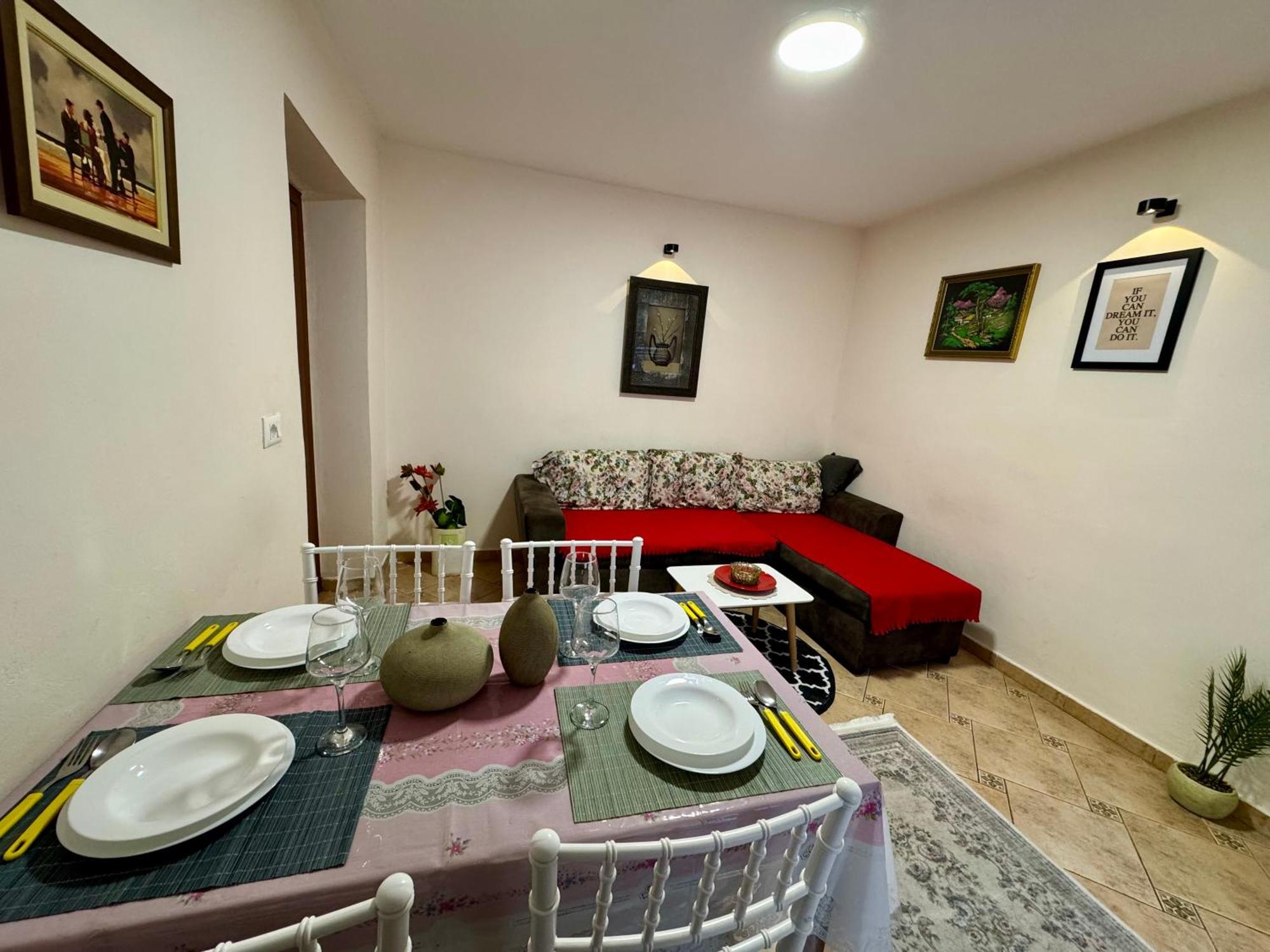 טיראנה Skerdi'S Apartment - City Center מראה חיצוני תמונה